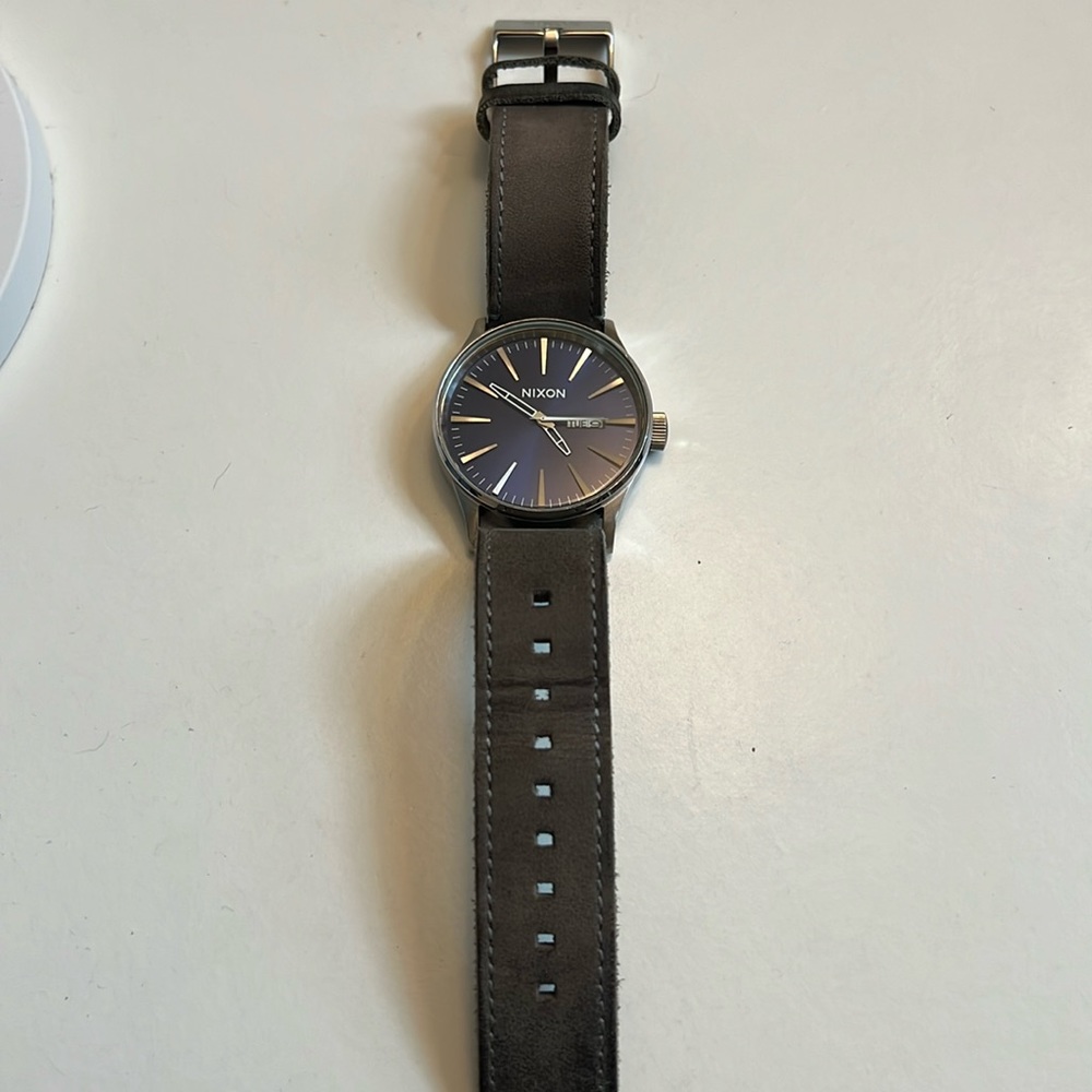 Nixon sentry 42mm suede band.